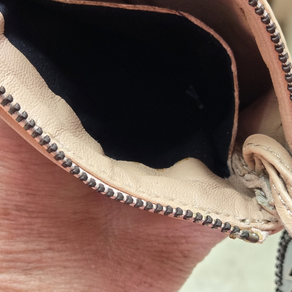 Wander Les Essentiels Blush Leather Wallet - Picture 8 of 13